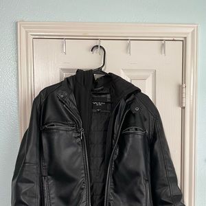 GUESS Mens Leather Jacket w / detachable hoodie